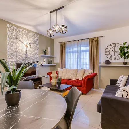 Apartamento Stylish 2br Near Seafront