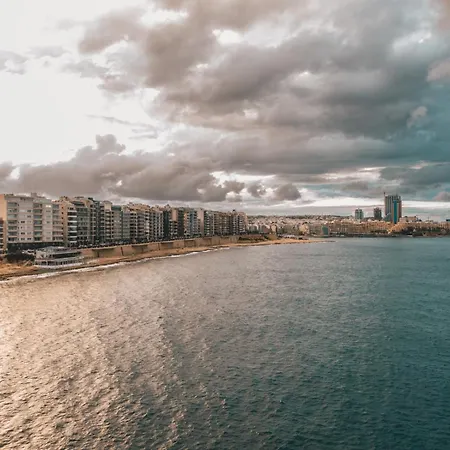Apartamento Stylish 2br Near Seafront Sliema