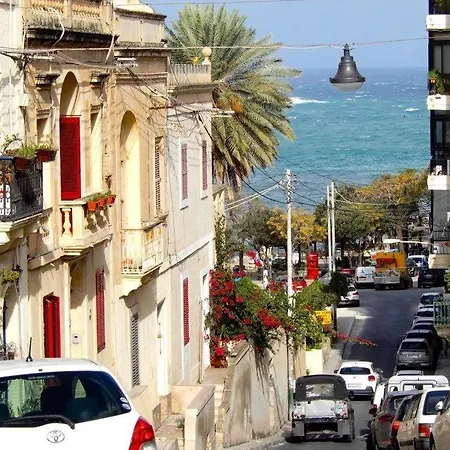 Stylish 2br Near Seafront Apartamento *