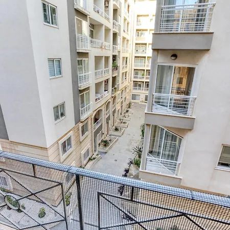 Stylish 2br Near Seafront Sliema
